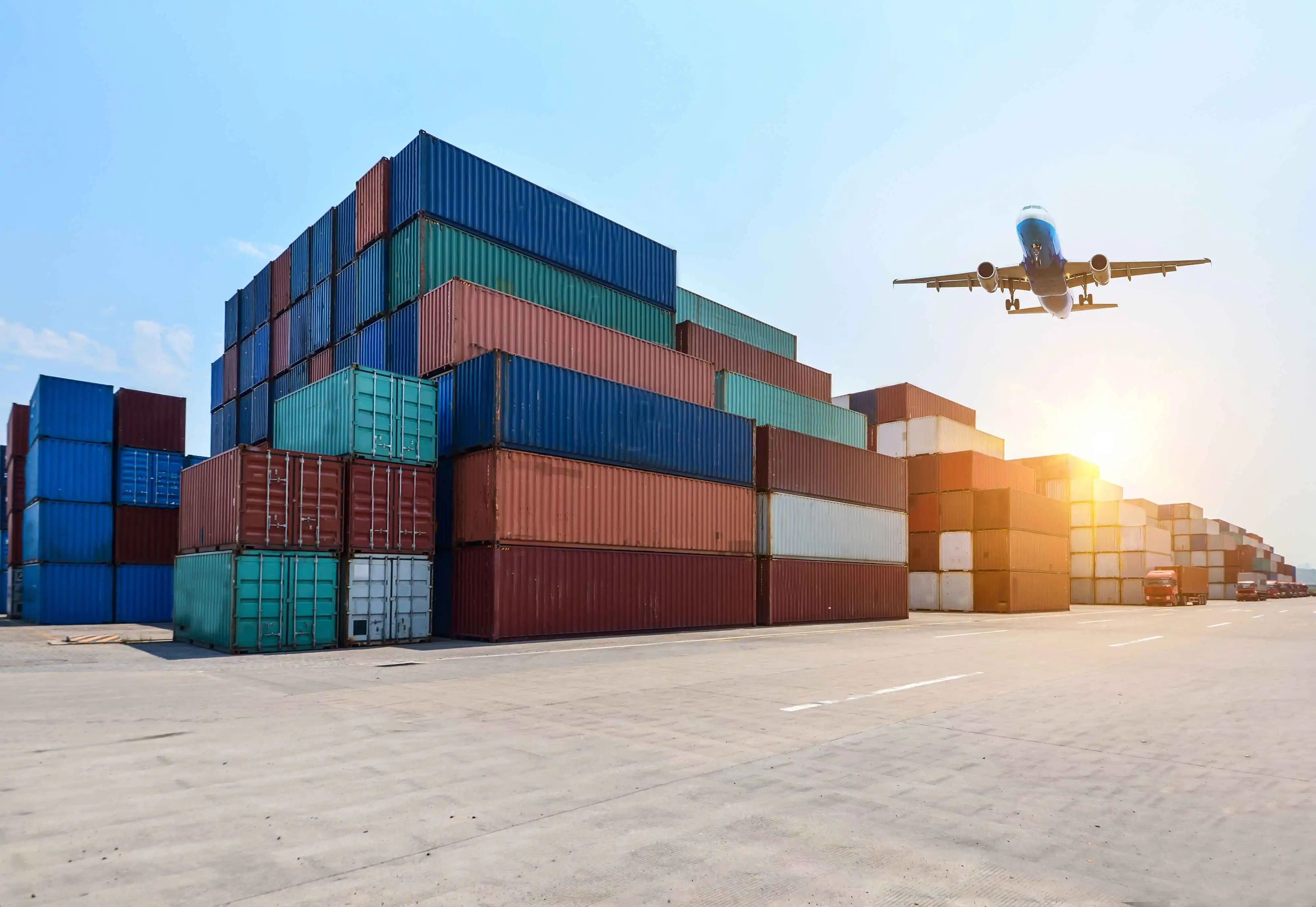Air Freight vs Sea Freight: Which Shipping Method Is Right for Your Cargo?